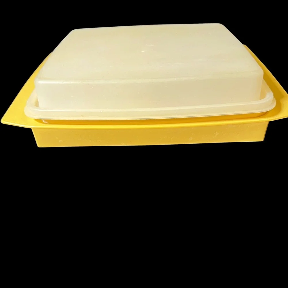 Tupperware deviled egg
